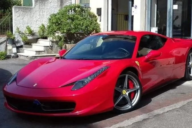 Ferrari 458 Italia foto 3