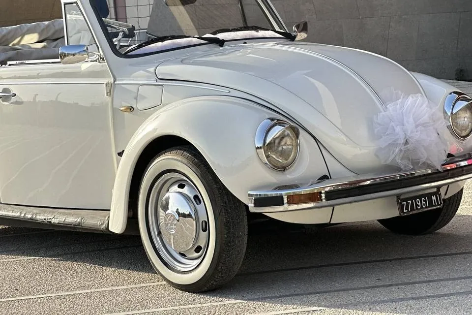 Volkswagen Maggiolino Cabrio foto 3