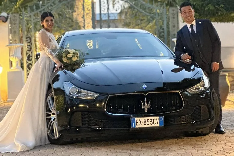Sposi con Maserati Ghibli